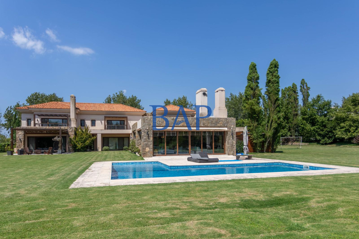 Casa ID.172 - Lomas de la Tahona