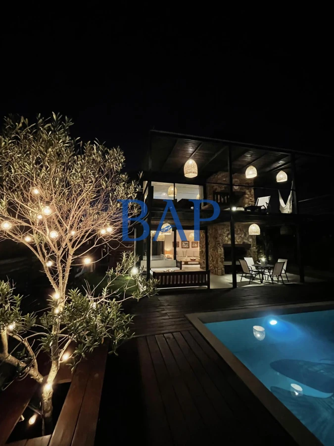 Casa ID.36 - Espectacular Casa En Punta Piedras