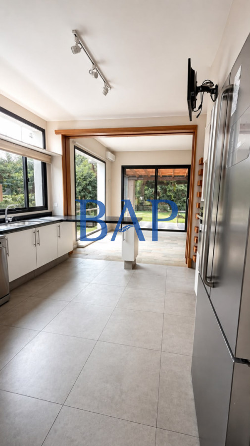 Casa ID.9 - Casa En Barrio San Nicolas