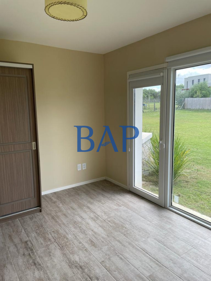 Casa ID.130 - Venta o alquiler - 3 dorm. - Mirador de la Tahona