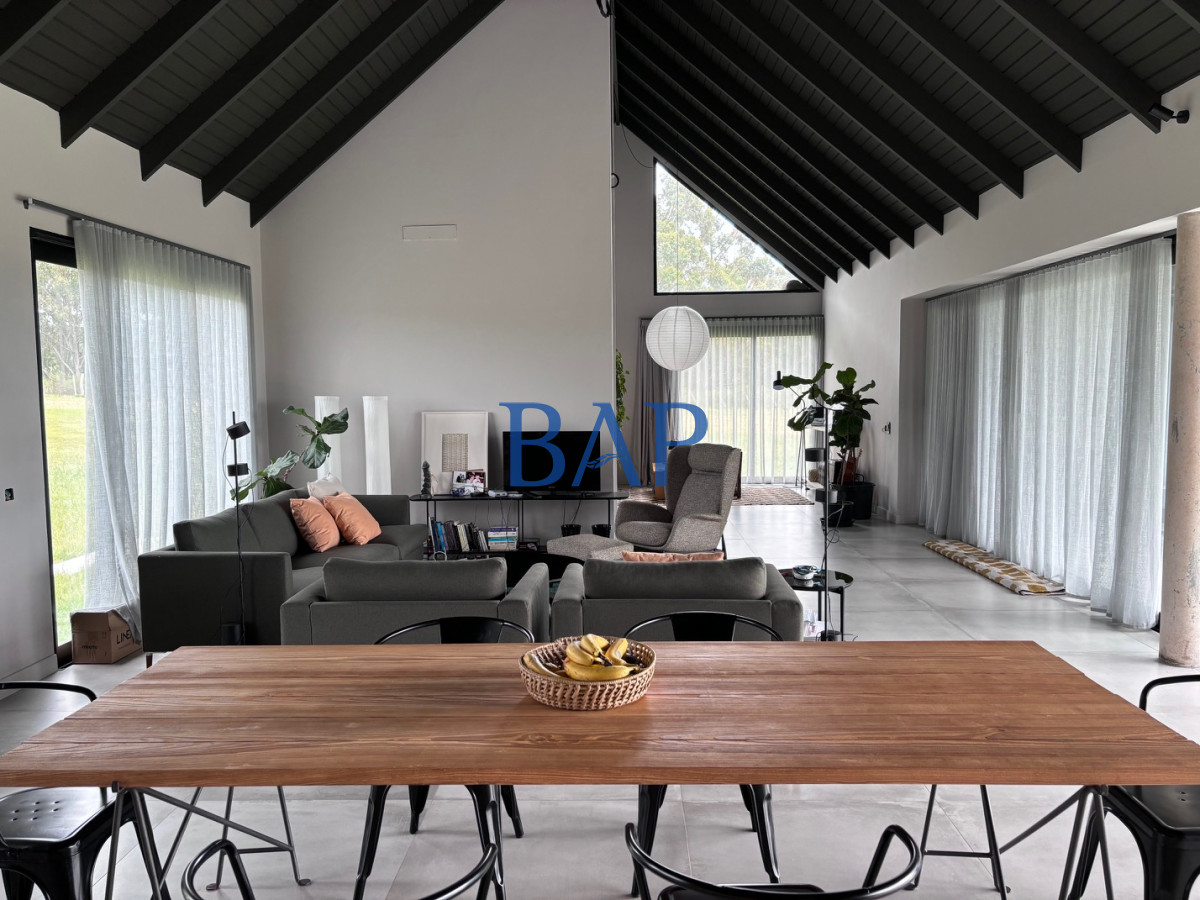 Casa ID.84 - Casa en Pueblo Mio -  3 dorm