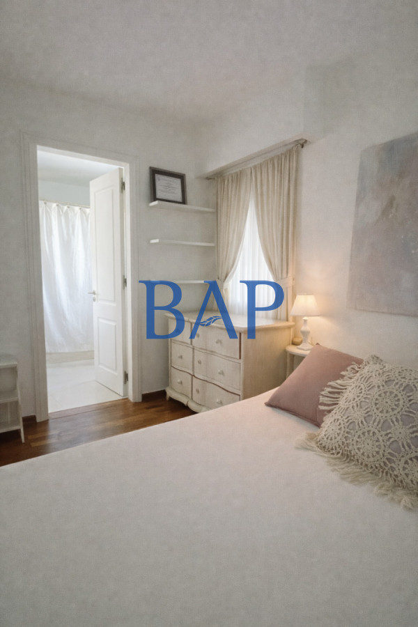 Casa ID.151 - Venta - 4 dorm. - San Nicolas