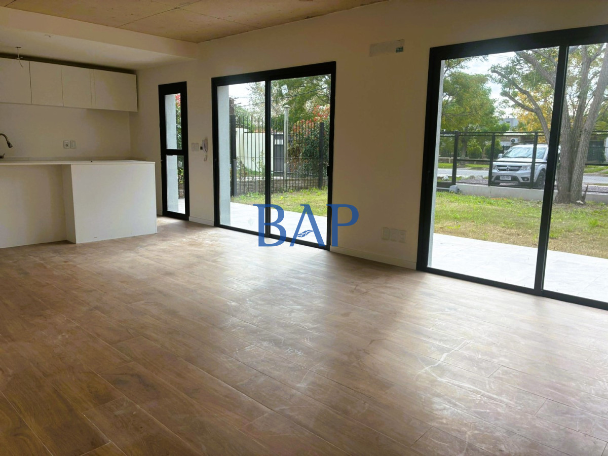 Casa ID.142 - JIN Housing/ Casas la venta en barra de carrasco