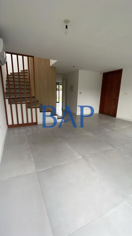 Casa ID.147 - Alquiler - 3 dor. - San Nicolas