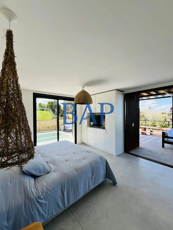 Casa ID.37 - Casa en Altos de Punta Piedras - 4 dorm.