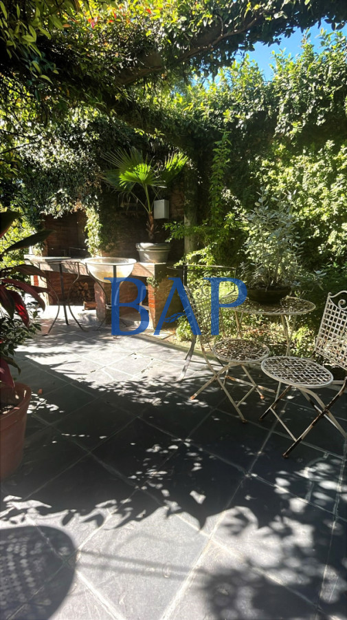 Casa ID.151 - Venta - 4 dorm. - San Nicolas