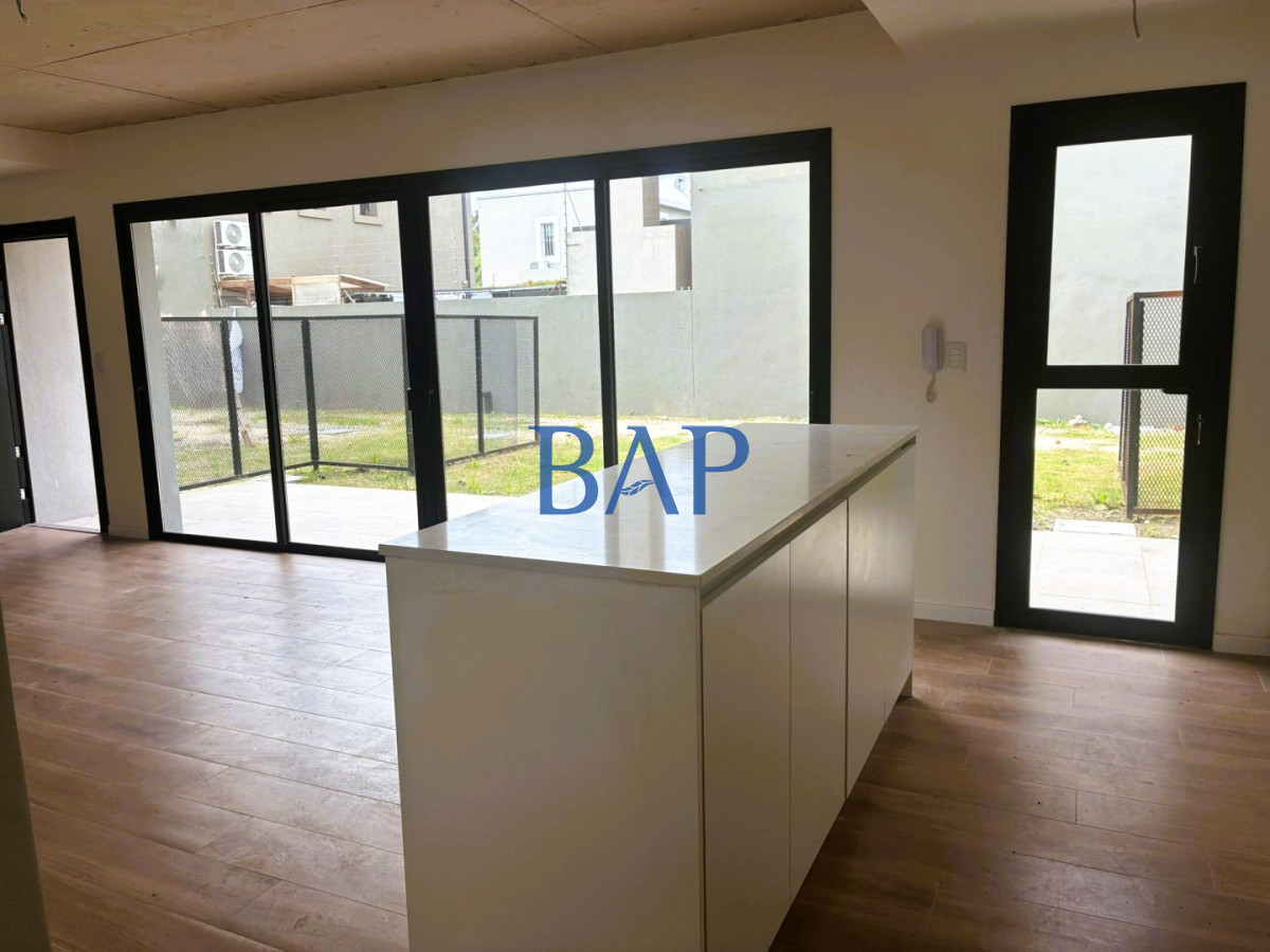 Casa ID.142 - JIN Housing/ Casas la venta en barra de carrasco