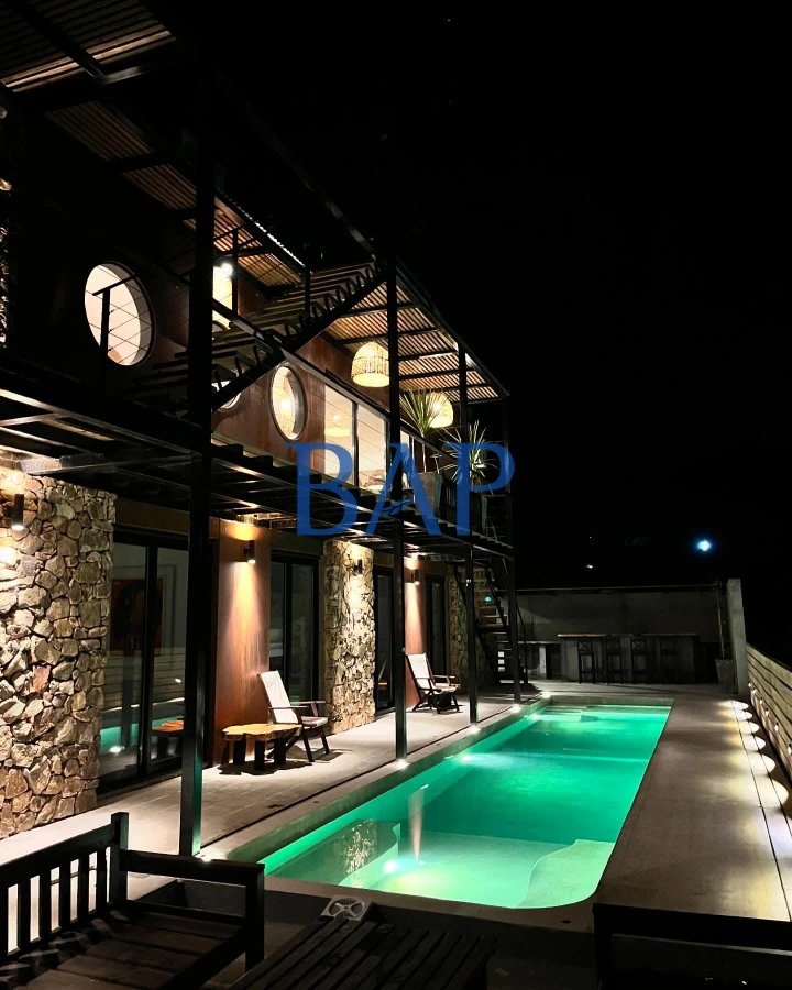 Casa ID.37 - Casa en Altos de Punta Piedras - 4 dorm.