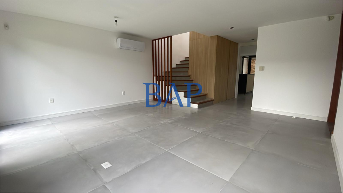 Casa ID.147 - Alquiler - 3 dor. - San Nicolas