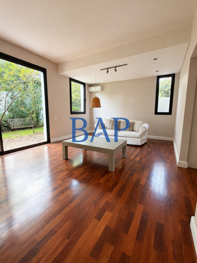 Casa ID.9 - Casa En Barrio San Nicolas