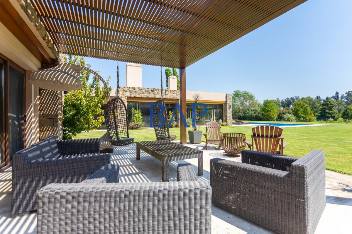 Casa ID.172 - Lomas de la Tahona