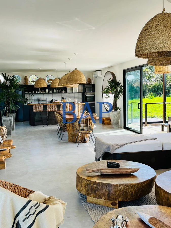 Casa ID.37 - Casa en Altos de Punta Piedras - 4 dorm.