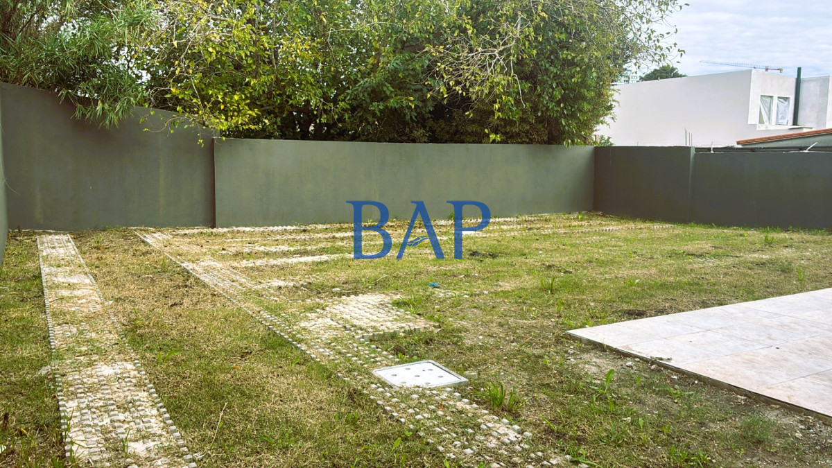 Casa ID.142 - JIN Housing/ Casas la venta en barra de carrasco
