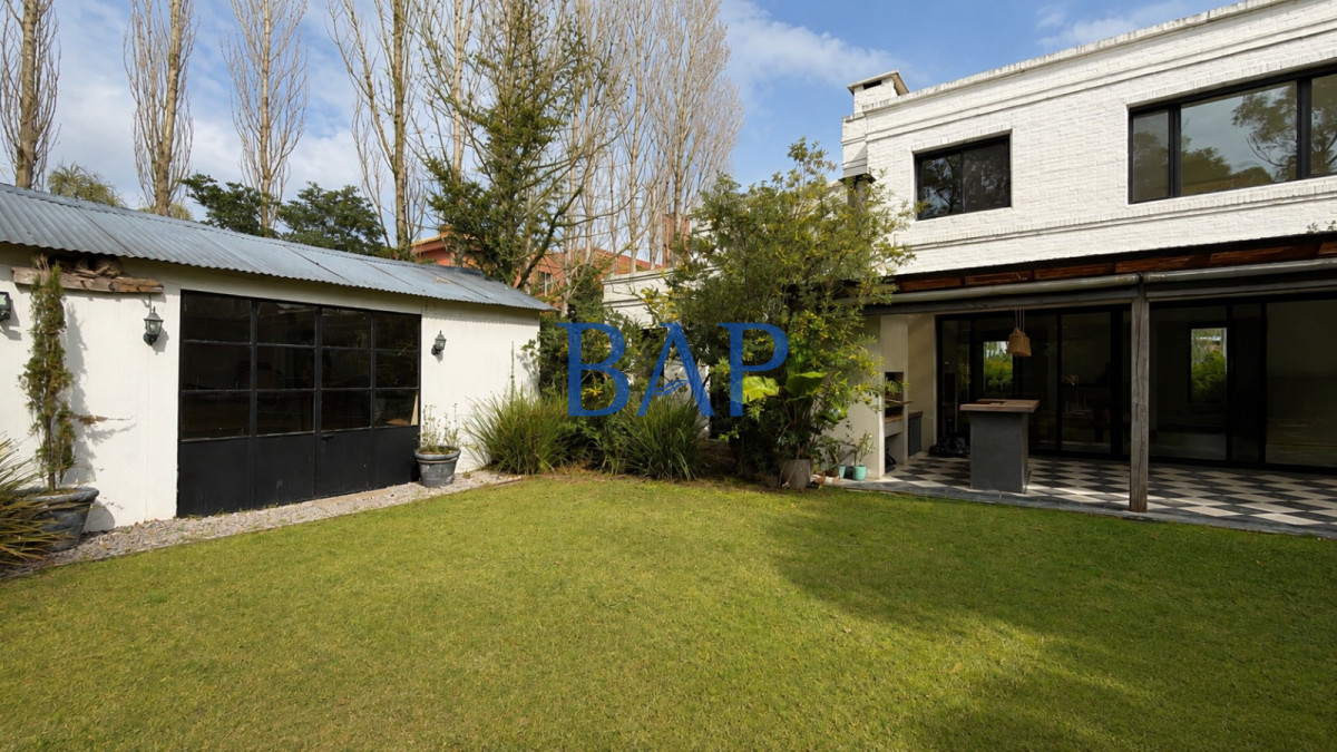 Casa ID.9 - Casa En Barrio San Nicolas