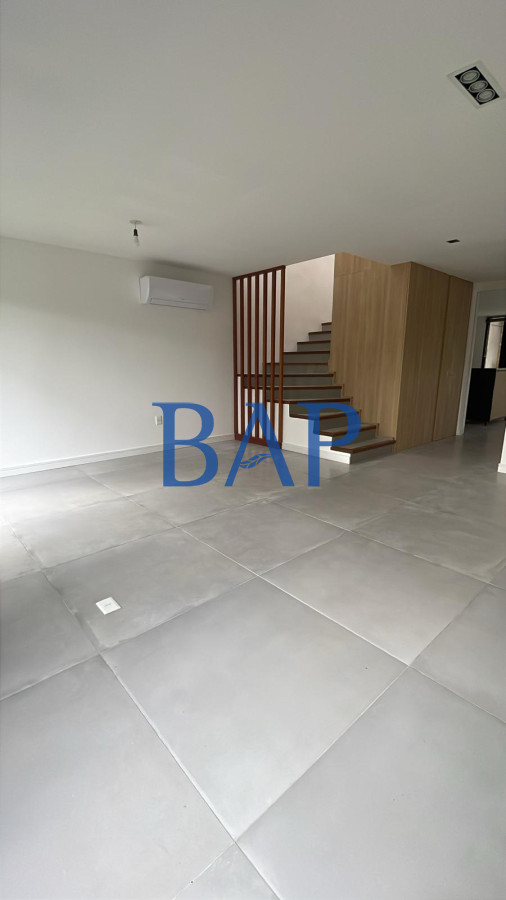 Casa ID.147 - Alquiler - 3 dor. - San Nicolas