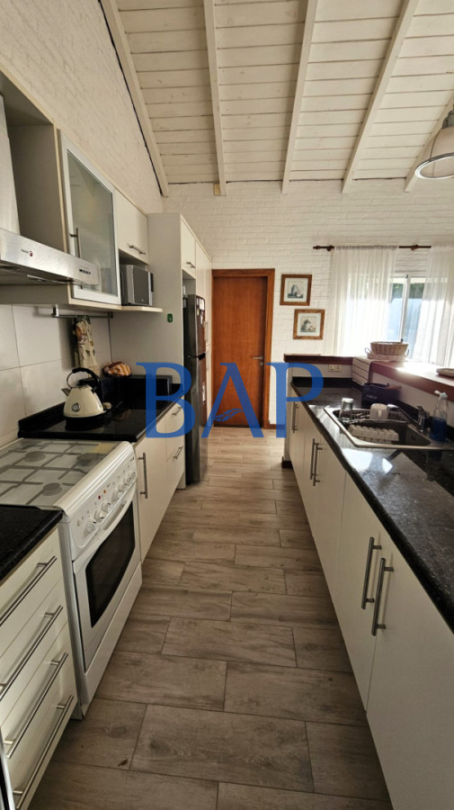 Casa ID.203 - Casa 2 dorm. - La Barra