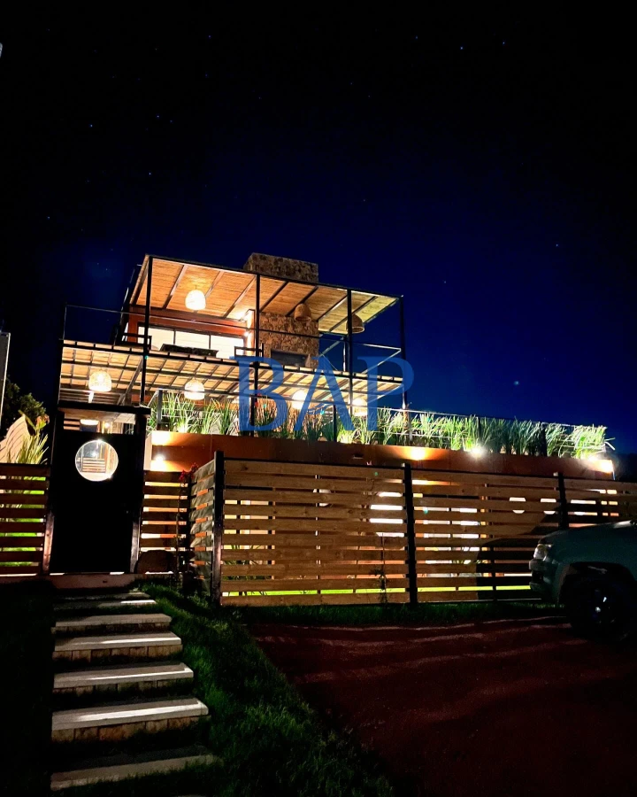 Casa ID.37 - Casa en Altos de Punta Piedras - 4 dorm.