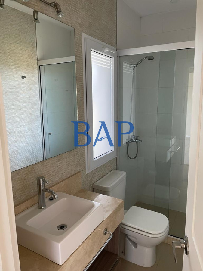 Casa ID.130 - Venta o alquiler - 3 dorm. - Mirador de la Tahona