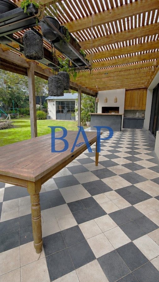 Casa ID.9 - Casa En Barrio San Nicolas