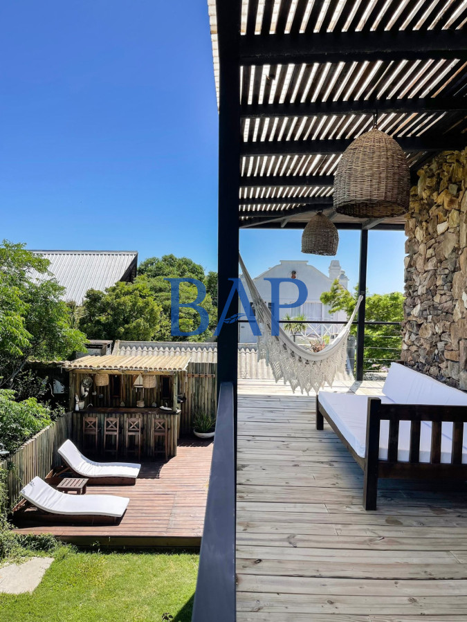 Casa ID.36 - Espectacular Casa En Punta Piedras