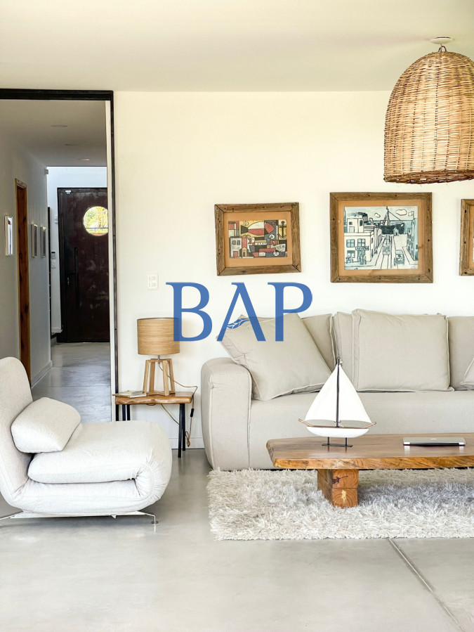Casa ID.36 - Espectacular Casa En Punta Piedras