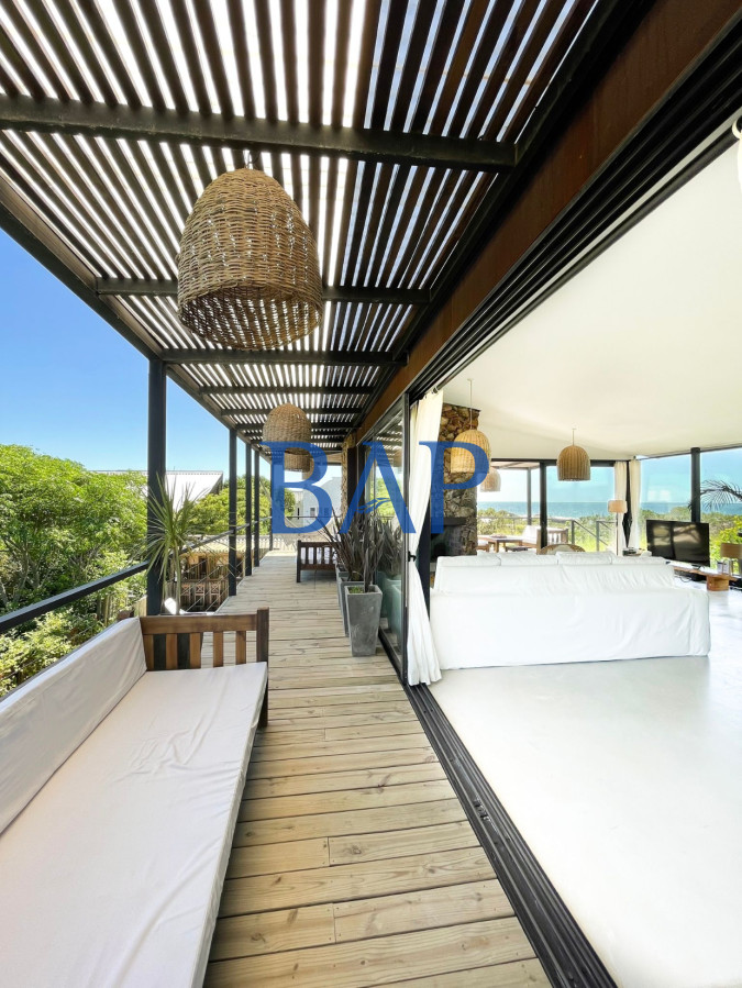 Casa ID.36 - Espectacular Casa En Punta Piedras