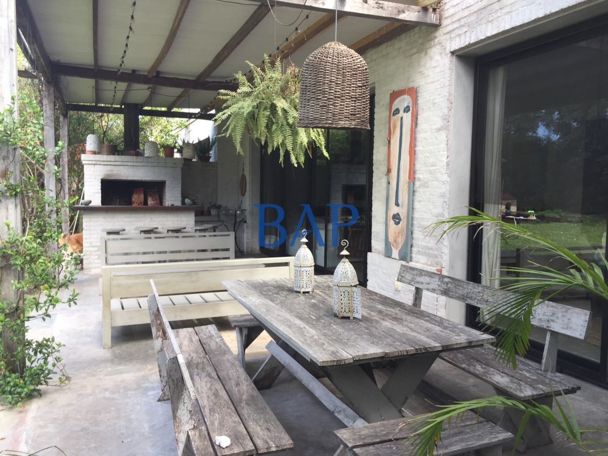 Casa ID.9 - Casa En Barrio San Nicolas