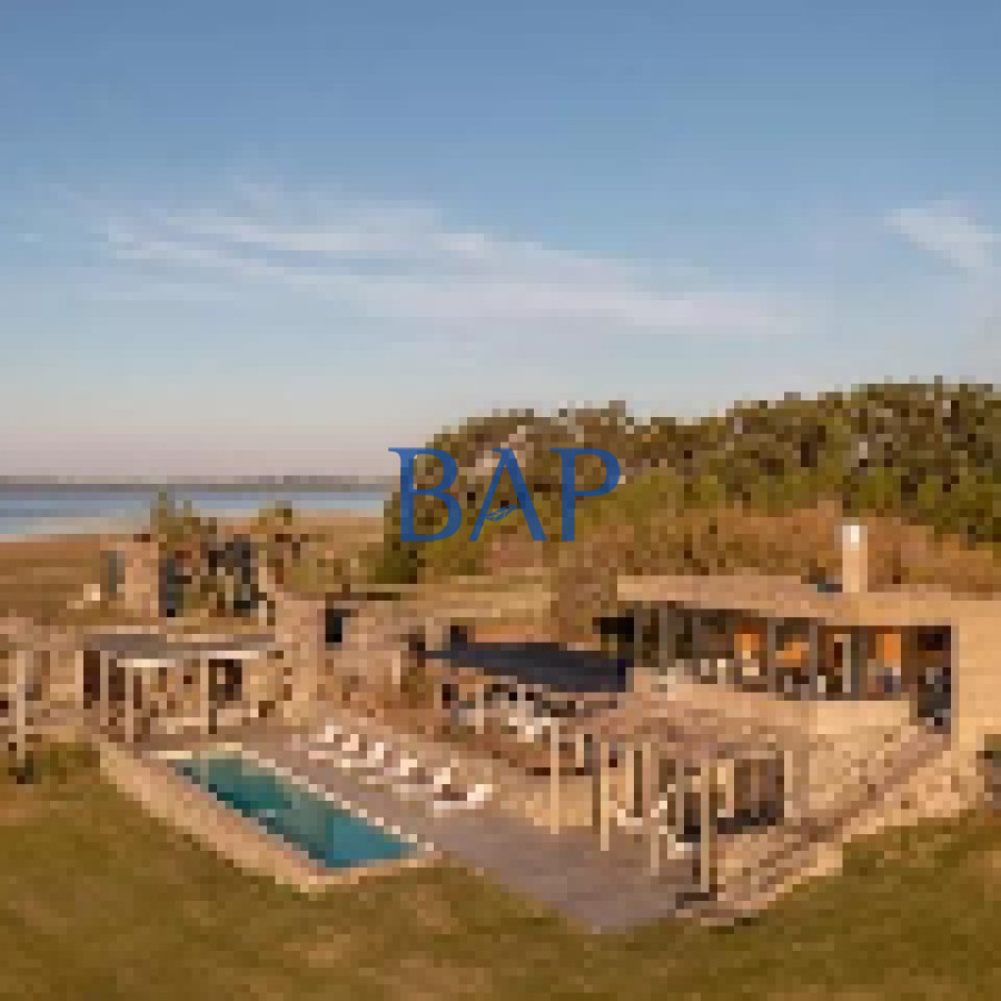 Chacra ID.66 - Venta - 5 dorm. - Laguna Garzon 