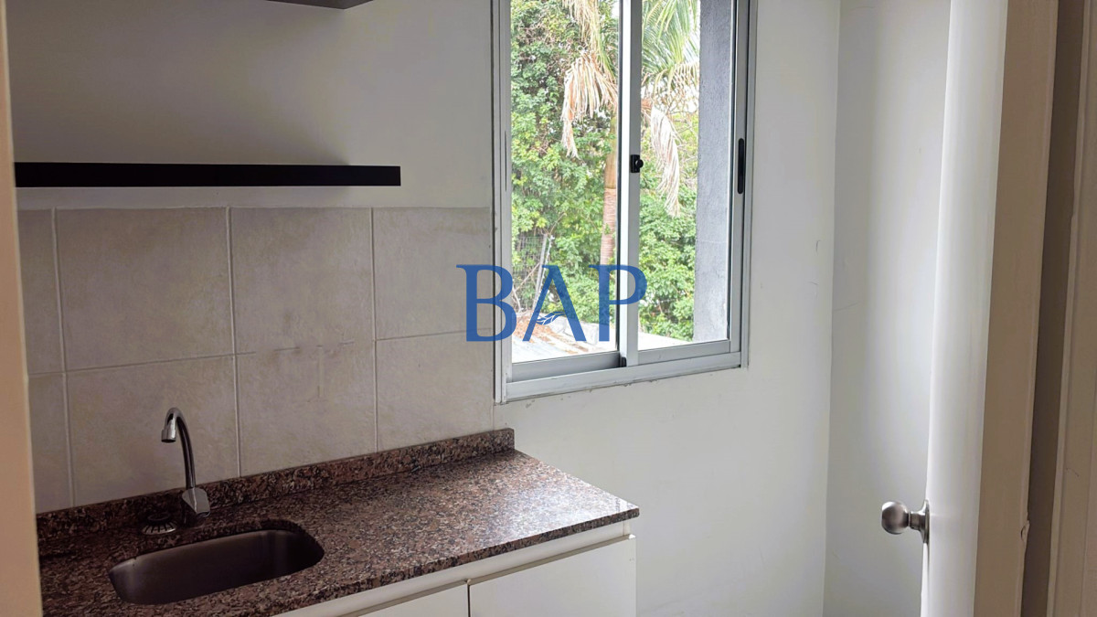 Local Comercial ID.182 - Alquiler - Local comercial - Carrasco