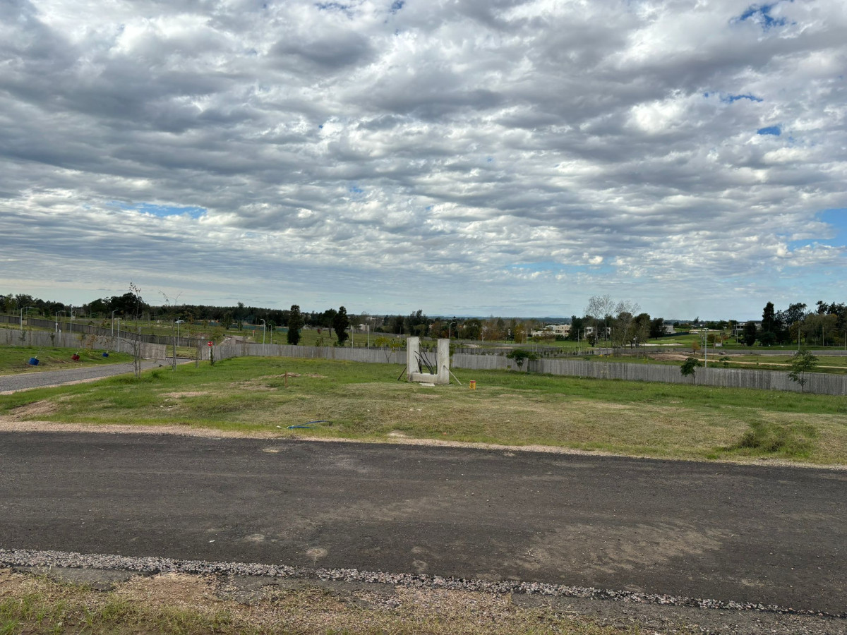 Venta - Terrenos En Olivos De Los Horneros