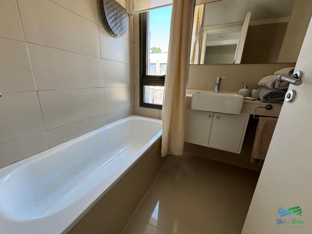 Apartamento ID.4888 - En venta apartamento 2 dormitorios en San Rafael, Punta del Este