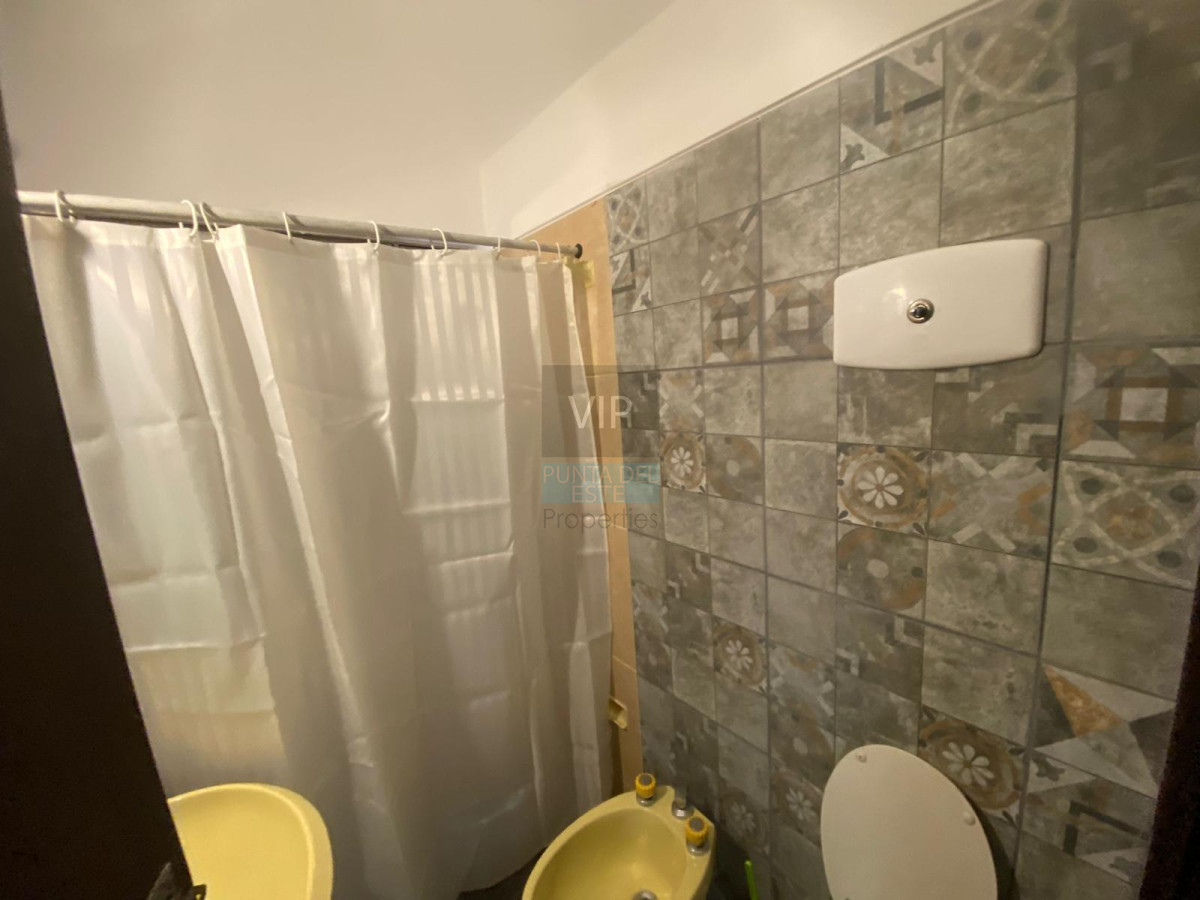 Casa ID.2374 - ALQUILER EN MANSA 4 SUITES PILETA CLIMATIZADA