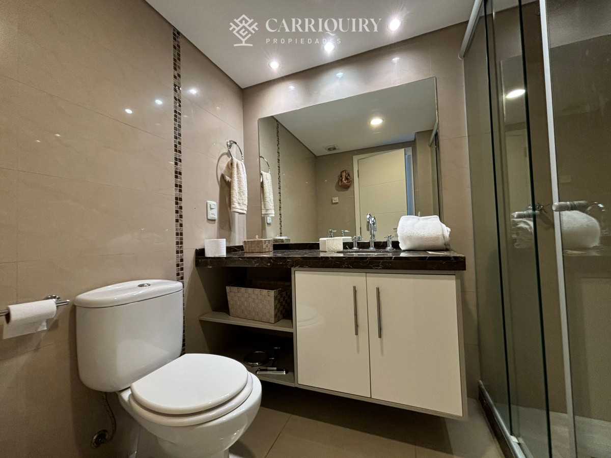 Apartamento ID.9774/ALQUILER-TEMPORARIO-APARTAMENTO-2-DORMITORIOS-Y-DEPENDECIA-CASINO-TOWER-PLAYA-MANSA - ALQUILER EN CASINO TOWER 4 DORM