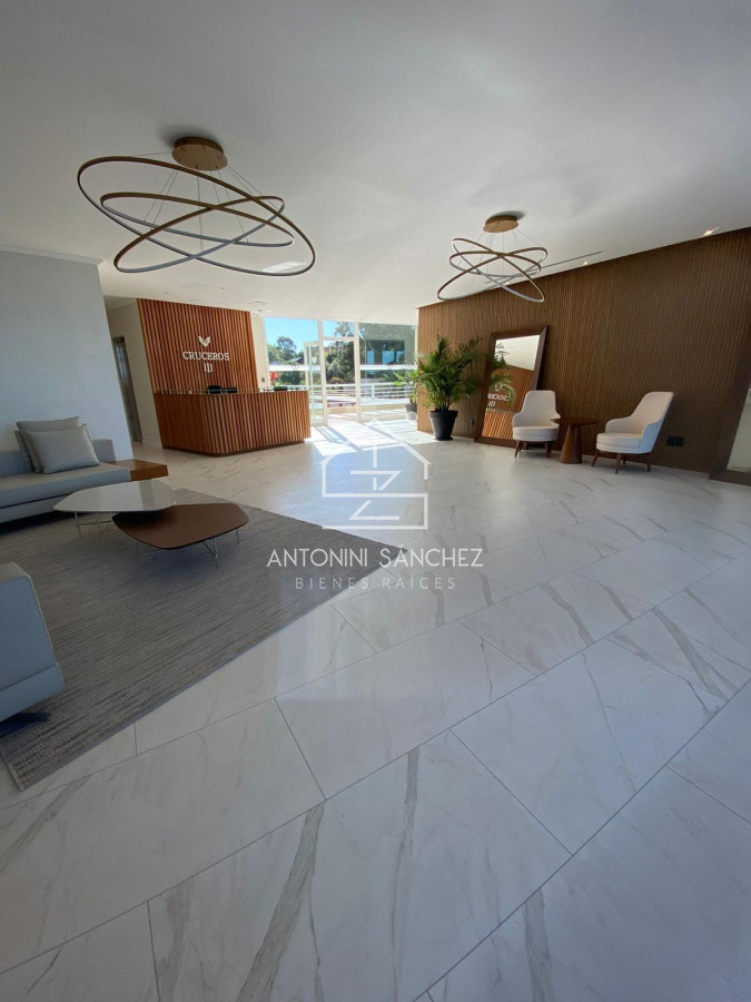 Apartamento ID.2673 - Cruceros de 1 dorm y medio Fte al mar
