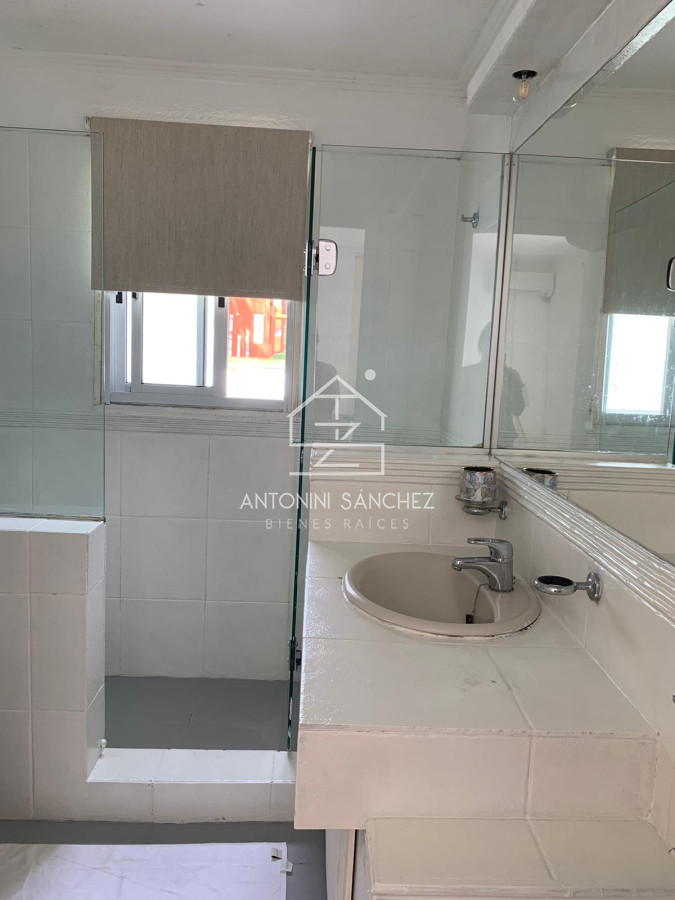 Casa ID.1309 - Casa de 3 dormitorios en venta, Montoya