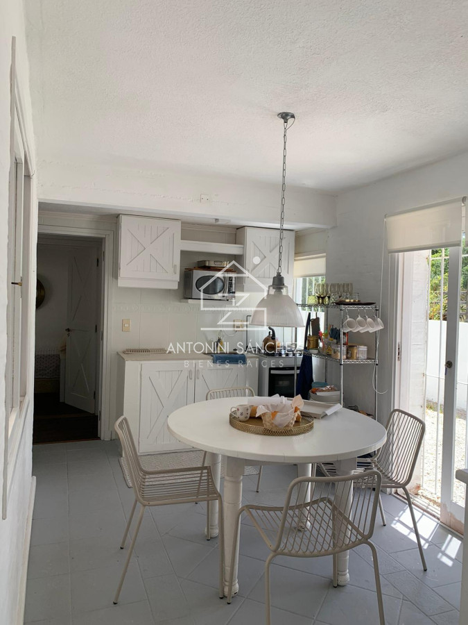 Casa ID.1309 - Casa de 3 dormitorios en venta, Montoya