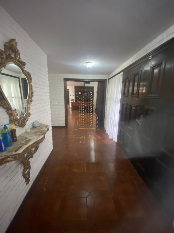 Casa ID.618 - CASA EN ALQUILER TEMPORAL Y VENTA EN MANSA , PUNTA DEL ESTE 4 SUITES PILETA CLIMATIZADA