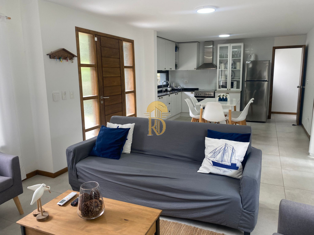 casa para 6 pax a 250mts playa con pileta en Pinares -id-382-20