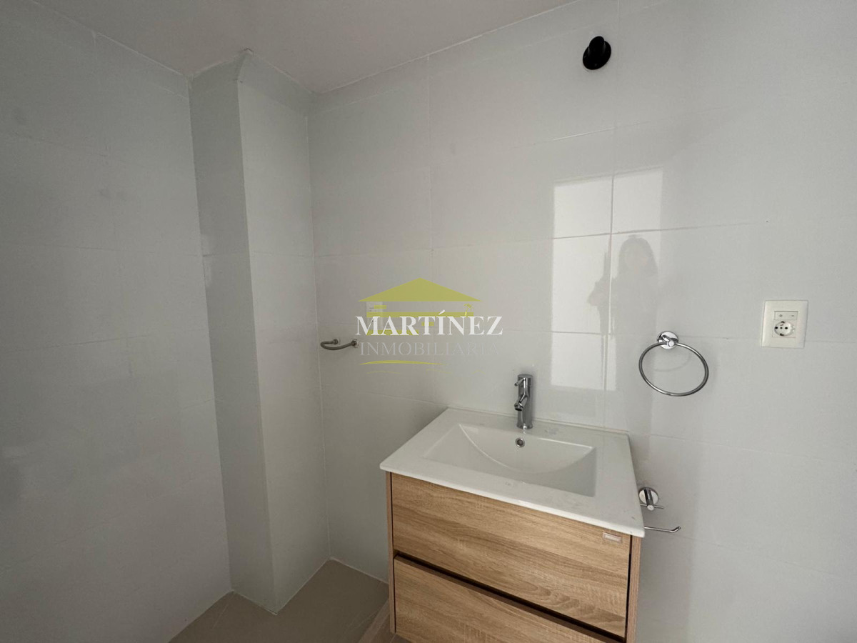 Apartamento ID.121 - VENTA A ESTRENAR, 2 DORM, PARRILLERO MANSA PUNTA DEL ESTE