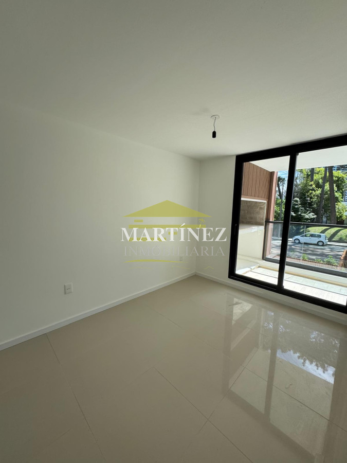 Apartamento ID.121 - VENTA A ESTRENAR, 2 DORM, PARRILLERO MANSA PUNTA DEL ESTE
