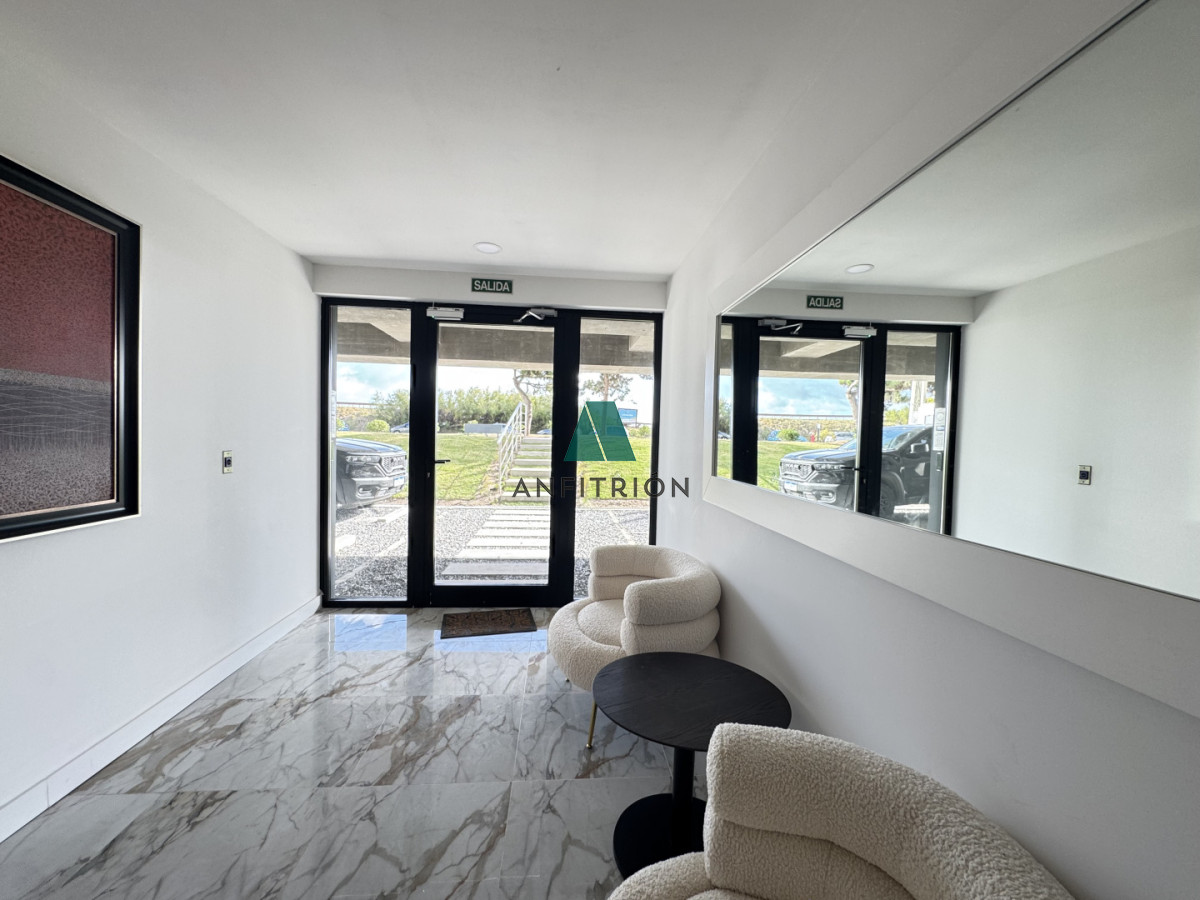 Apartamento ID.136 -  Tu Refugio Frente al Mar en Punta del Este