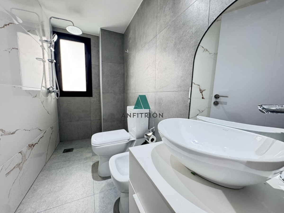 Apartamento ID.136 -  Tu Refugio Frente al Mar en Punta del Este