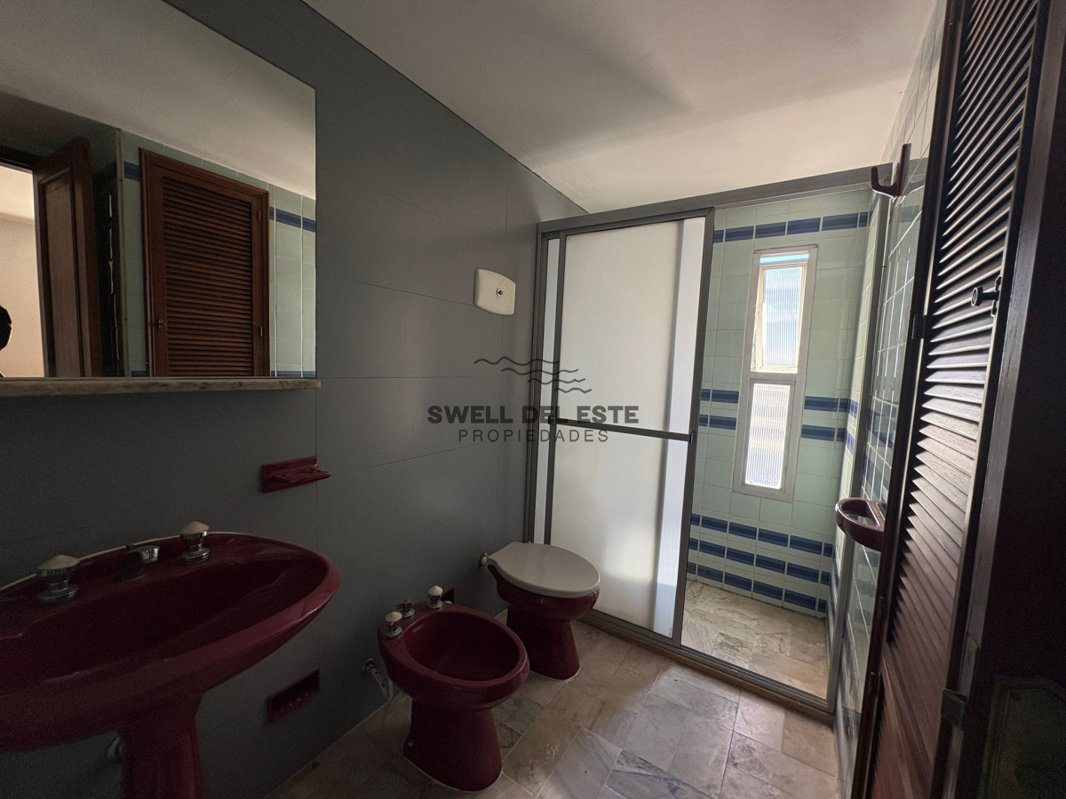 Apartamento ID.36 - Apartamento en primera fila con vista lateral al mar en Parada 6 Brava