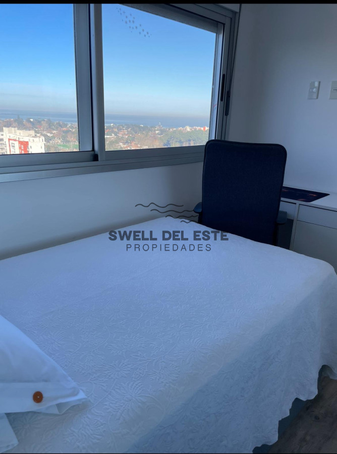 Apartamento ID.142 - Dúplex en Maldonado centro con vista al mar 3 dormitorios