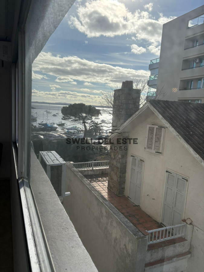 Apartamento ID.30 - Apartamento sobre Gorlero con vista lateral al Puerto 3 dormitorios 2 en suite