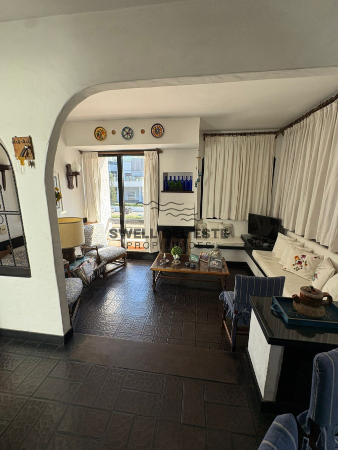 Apartamento ID.175 - Apartamento de 3 dormitorios en Pine Beach a 1 cuadra de la playa y vista lateral al mar