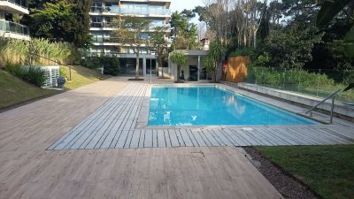 Venta Apartamento 3 dormitorios Mansa con jardín