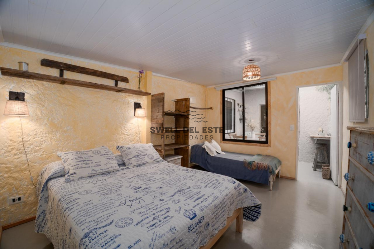 Casa ID.398 - Venta Casa 4 Dormitorios a 300 metros de Playa en La Barra