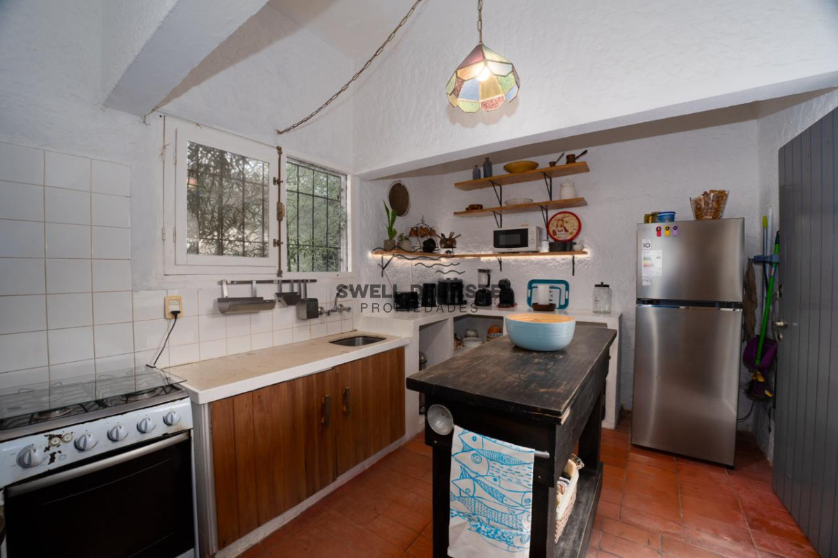 Casa ID.398 - Venta Casa 4 Dormitorios a 300 metros de Playa en La Barra