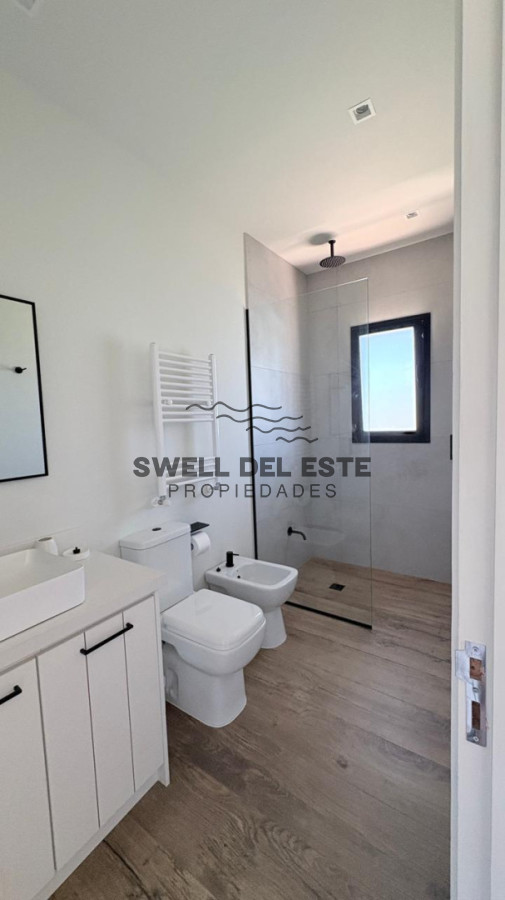 Casa ID.307 - Casa Barrio Don Miguel a Estrenar